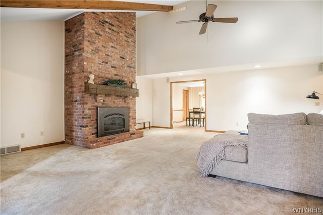 4660 Oakwood Lane, Clarence, NY 14031