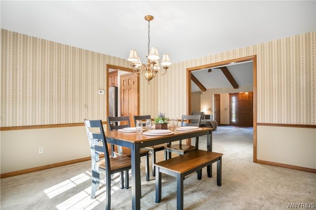 4660 Oakwood Lane, Clarence, NY 14031