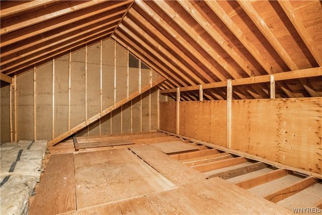 4660 Oakwood Lane, Clarence, NY 14031