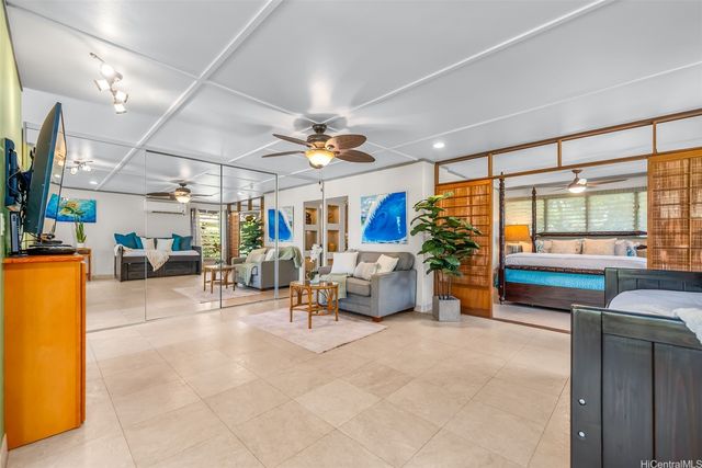 68-615 Farrington Highway 5B, Waialua, HI 96791