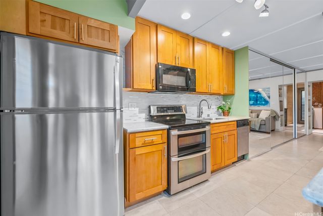 68-615 Farrington Highway 5B, Waialua, HI 96791