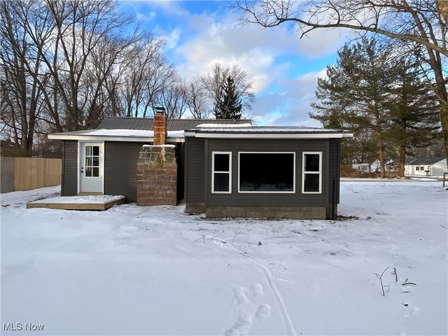 6566 Earl Avenue, Madison, OH 44057