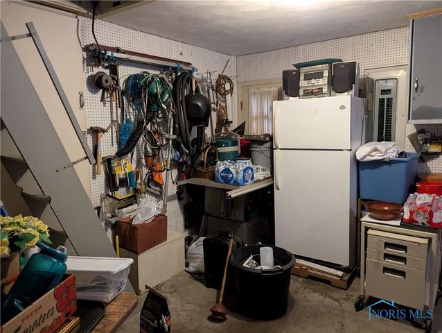 5844 Swan Creek Drive, Toledo, OH 43614