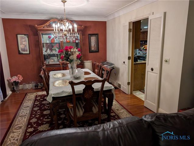 5844 Swan Creek Drive, Toledo, OH 43614