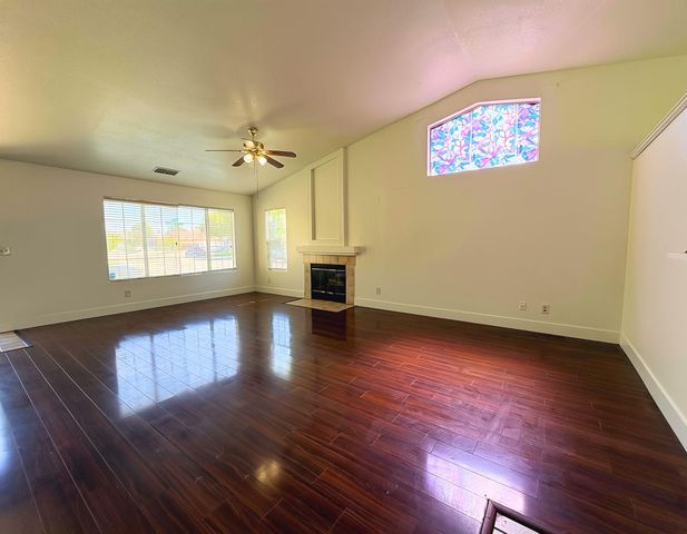 4193 Kimball Ln, Stockton, CA 95206
