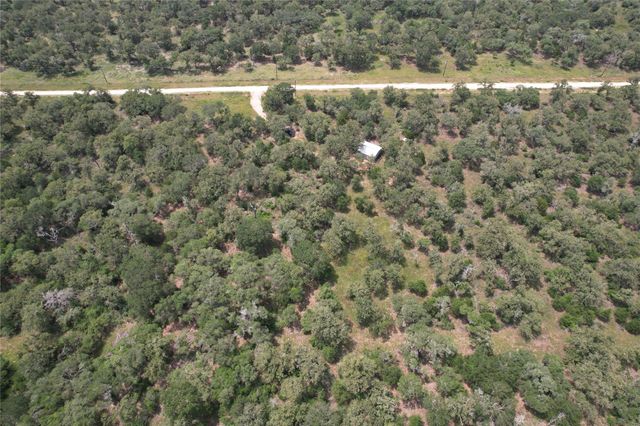 479 Private 1581 Drive, Hallettsville, TX 77964