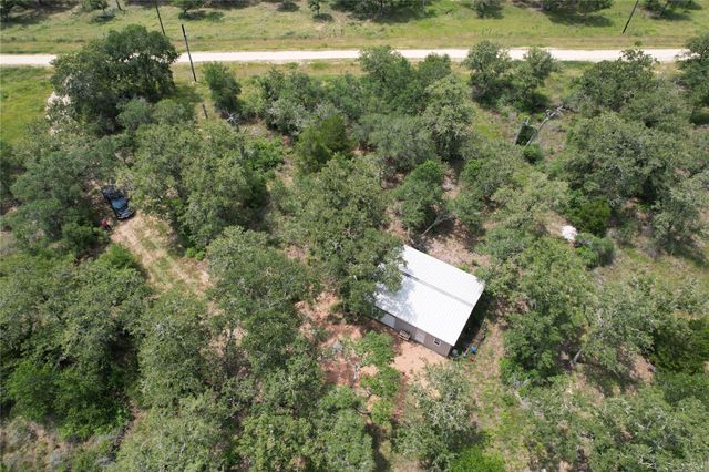 479 Private 1581 Drive, Hallettsville, TX 77964