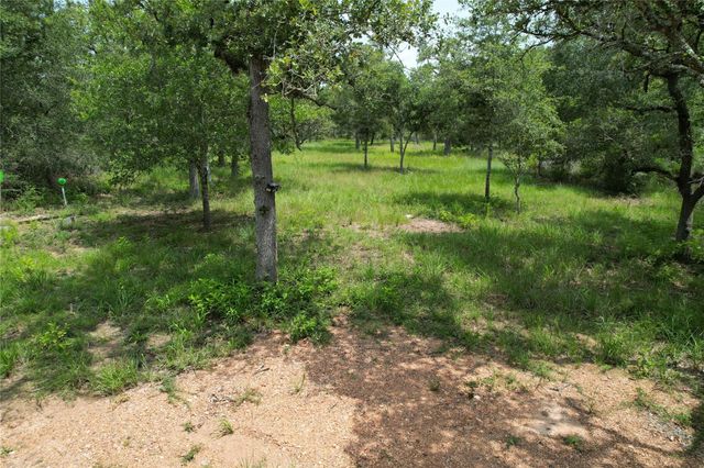 479 Private 1581 Drive, Hallettsville, TX 77964