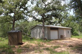 479 Private 1581 Drive, Hallettsville, TX 77964