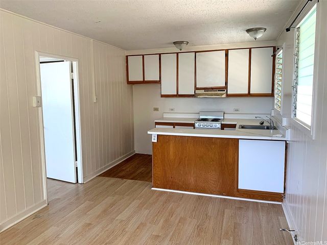 927 Spencer Street, Honolulu, HI 96822