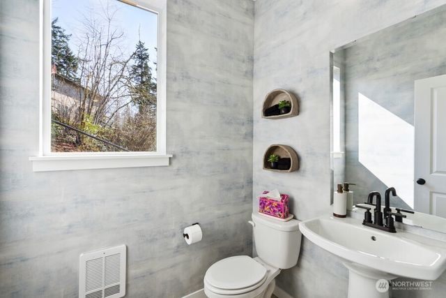 4046 Aberdeen Way NE, Renton, WA 98056