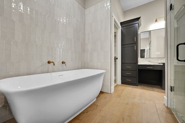 5708 E County Rd 93, Midland, TX 79706