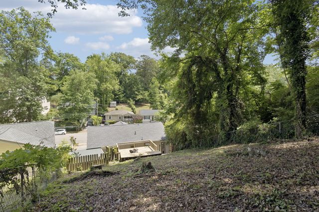 1004 Dartmouth Street, Chattanooga, TN 37405