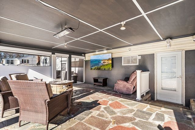 61 Lowell Street, Wilmington, MA 01887