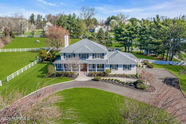 10 Paddock Lane, Colts Neck, NJ 07722