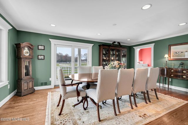 10 Paddock Lane, Colts Neck, NJ 07722