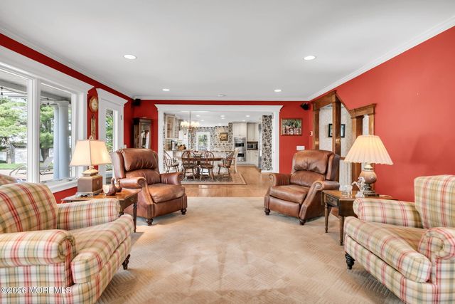 10 Paddock Lane, Colts Neck, NJ 07722