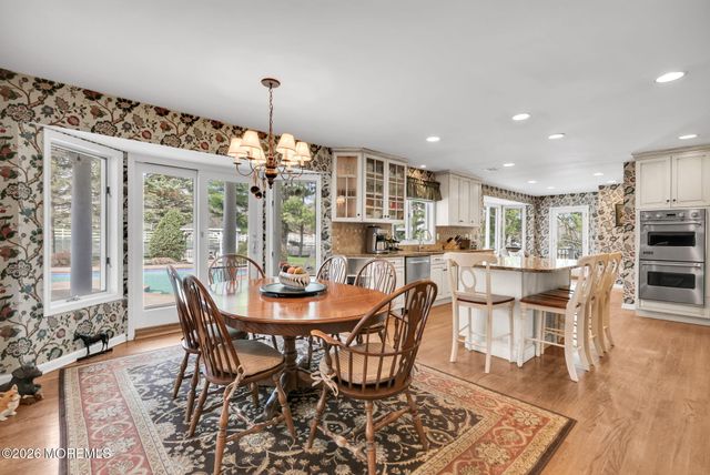 10 Paddock Lane, Colts Neck, NJ 07722