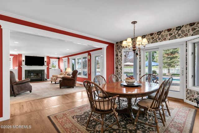 10 Paddock Lane, Colts Neck, NJ 07722
