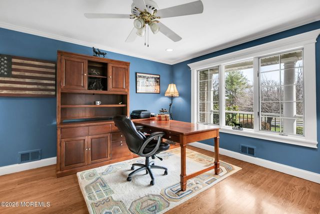 10 Paddock Lane, Colts Neck, NJ 07722