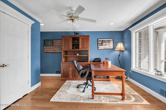 10 Paddock Lane, Colts Neck, NJ 07722