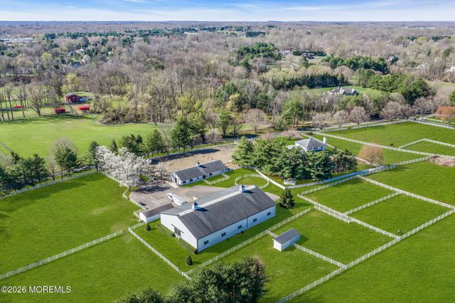 10 Paddock Lane, Colts Neck, NJ 07722