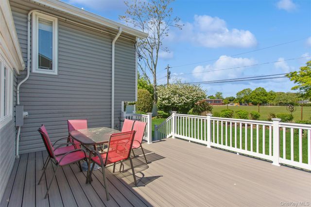 108 Wayne Street, Jericho, NY 11753
