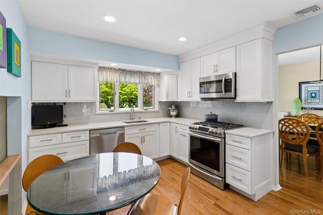 108 Wayne Street, Jericho, NY 11753