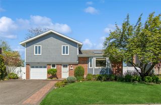 108 Wayne Street, Jericho, NY 11753