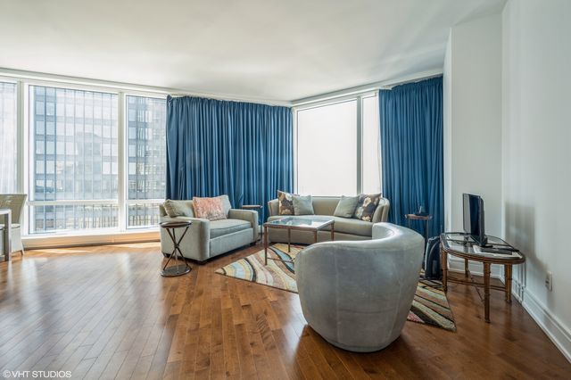 401 N Wabash Avenue 31F, Chicago, IL 60611