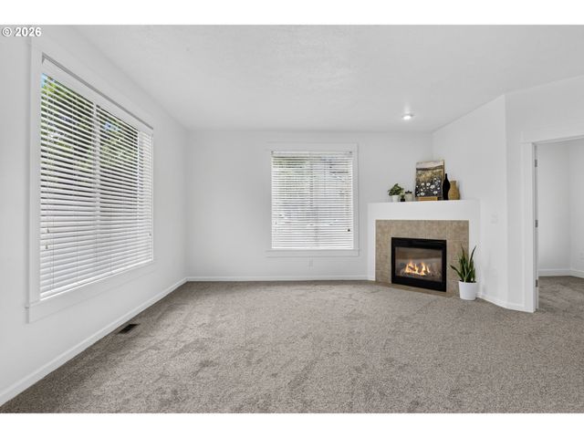 38417 REDWOOD St, Sandy, OR 97055