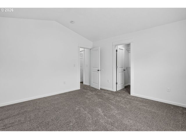 38417 REDWOOD St, Sandy, OR 97055