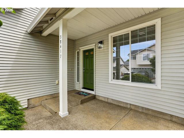 38417 REDWOOD St, Sandy, OR 97055