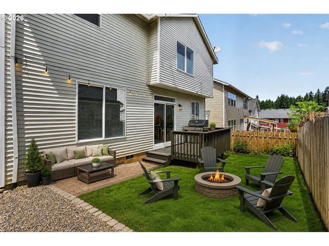 38417 REDWOOD St, Sandy, OR 97055
