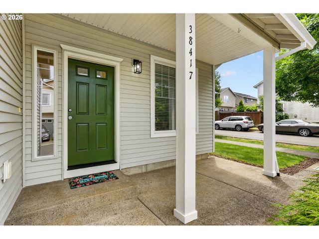 38417 REDWOOD St, Sandy, OR 97055