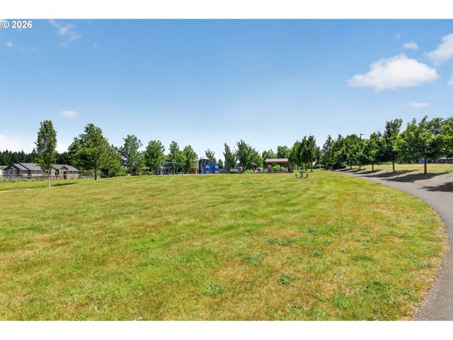 38417 REDWOOD St, Sandy, OR 97055