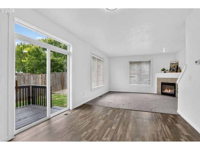 38417 REDWOOD St, Sandy, OR 97055