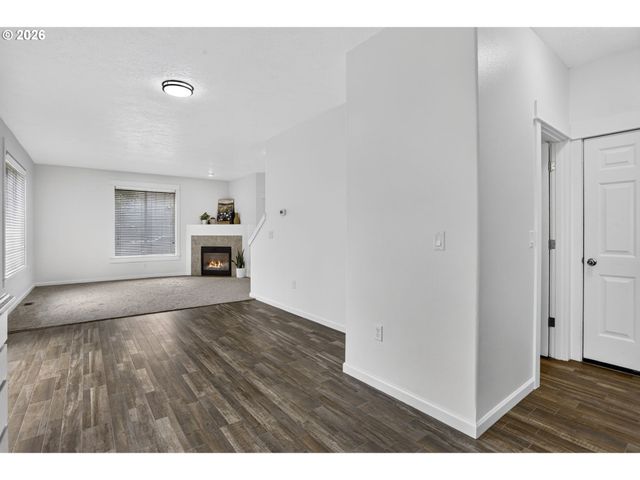 38417 REDWOOD St, Sandy, OR 97055