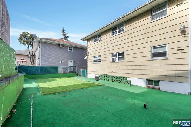 2 Carlen Court, Fairview, NJ 07022