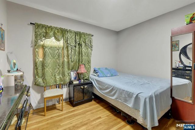 2 Carlen Court, Fairview, NJ 07022