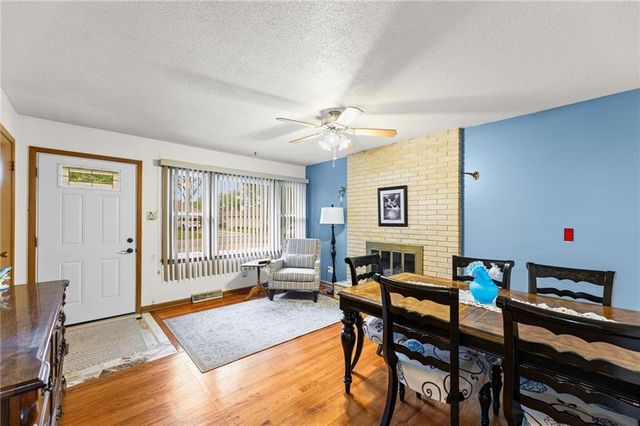 4733 Bond Street, Shawnee, KS 66203