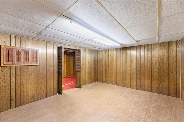 4733 Bond Street, Shawnee, KS 66203