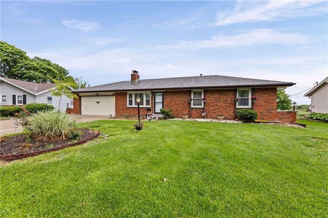4733 Bond Street, Shawnee, KS 66203