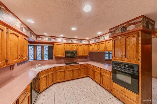 2303 Stonegate Drive, Mission, TX 78574