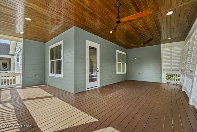 258 Clark Avenue, Pass Christian, MS 39571