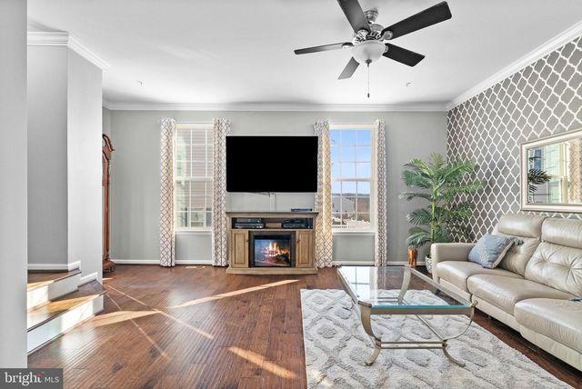 1004 SEMINICK ALY, Phoenixville, PA 19460