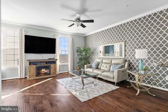 1004 SEMINICK ALY, Phoenixville, PA 19460