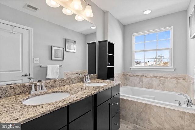 1004 SEMINICK ALY, Phoenixville, PA 19460