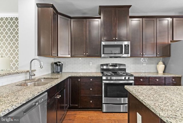 1004 SEMINICK ALY, Phoenixville, PA 19460