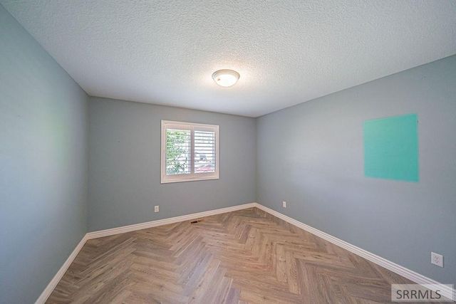 3886 Taylorview Lane, Idaho Falls, ID 83406